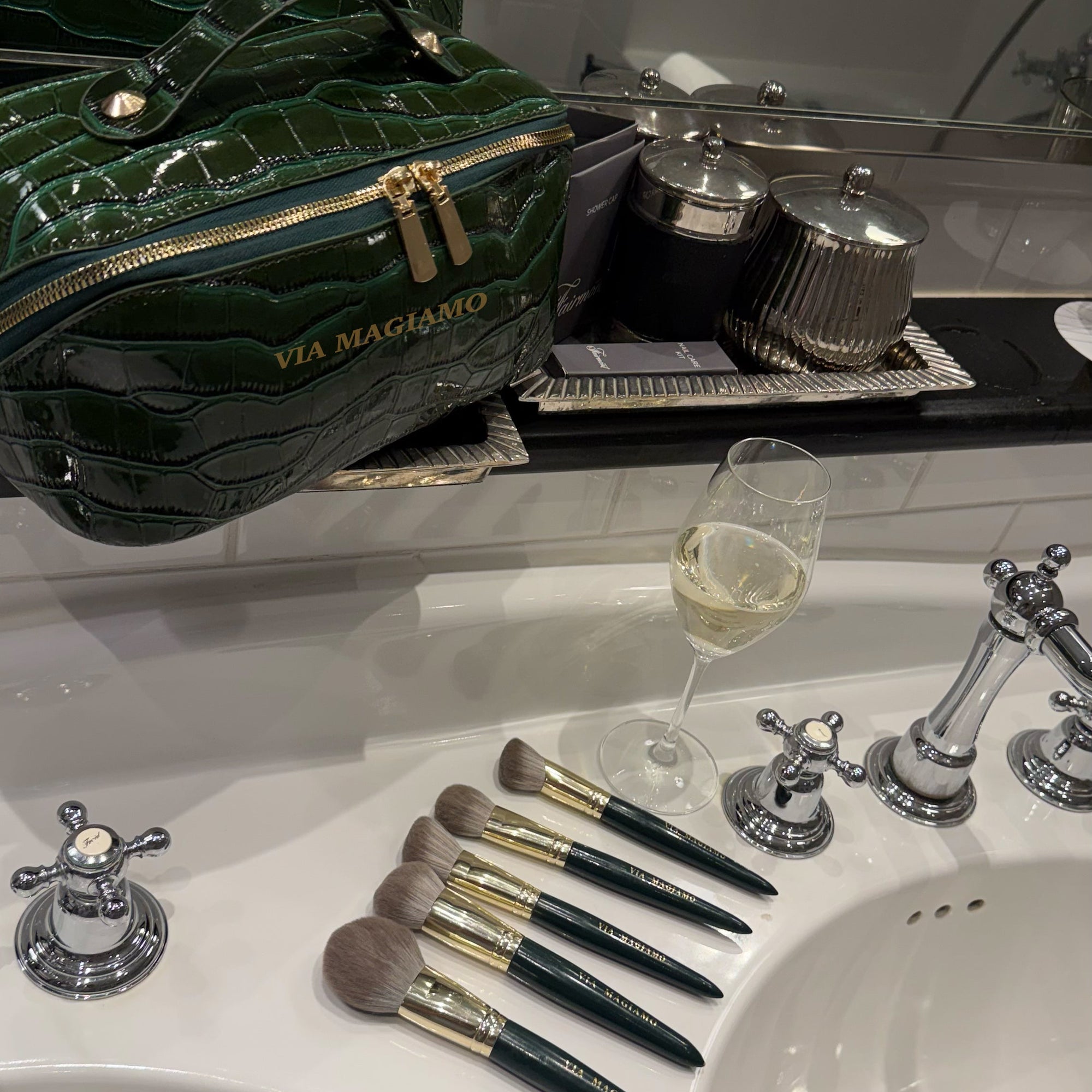 DARK GREEN Make Up Essentials Bag